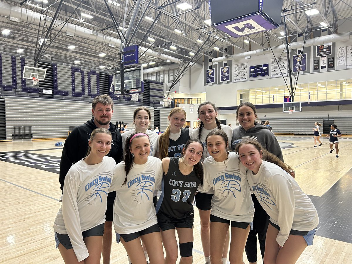 Cincy Swish Chialastri26 finishes on a high note with a 49-32 win over defeats Indiana basketball club S40 at The Circle City Classic. Great tourney ladies! #SelectEvents