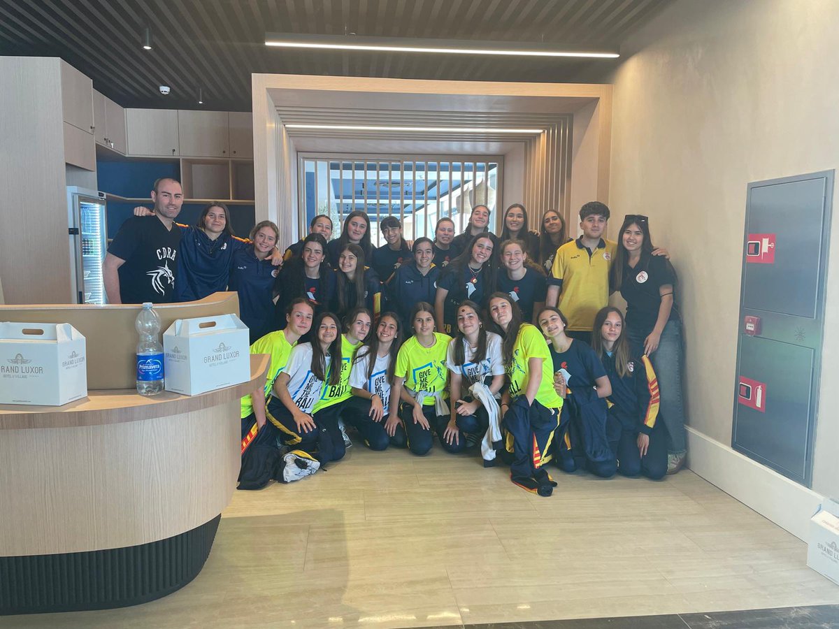 CDReinodeAragon's tweet photo. #MBBC Cerramos nuestra participación en la Marina Baixa Basket Cup con un gran crecimiento deportivo y social para que los equipos afronten con mayor experiencia la parte final de la temporada. ¡Gracias @mhlsports!
#Temporada8 🐲 https://t.co/8Jont4Juma