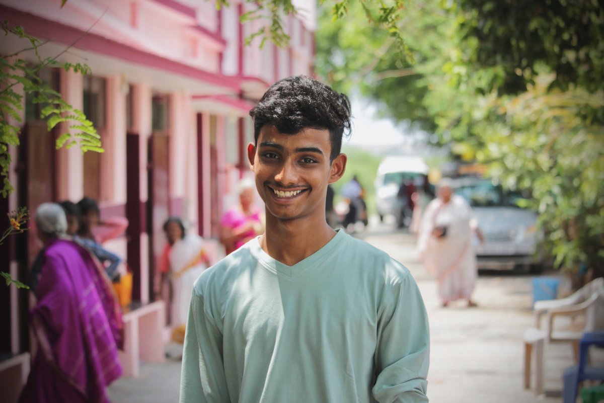 wilburworldwide's tweet photo. Happy birthday Mark! 🎂 So delighted to see that you’ve become a beautiful simple superstar! Keep growing rich in character, empathy, service & love! ❤️ All the best in your culinary studies! You are going to be a first class Chef! #SimpleSuperstar https://t.co/cHwiD9Lx0d