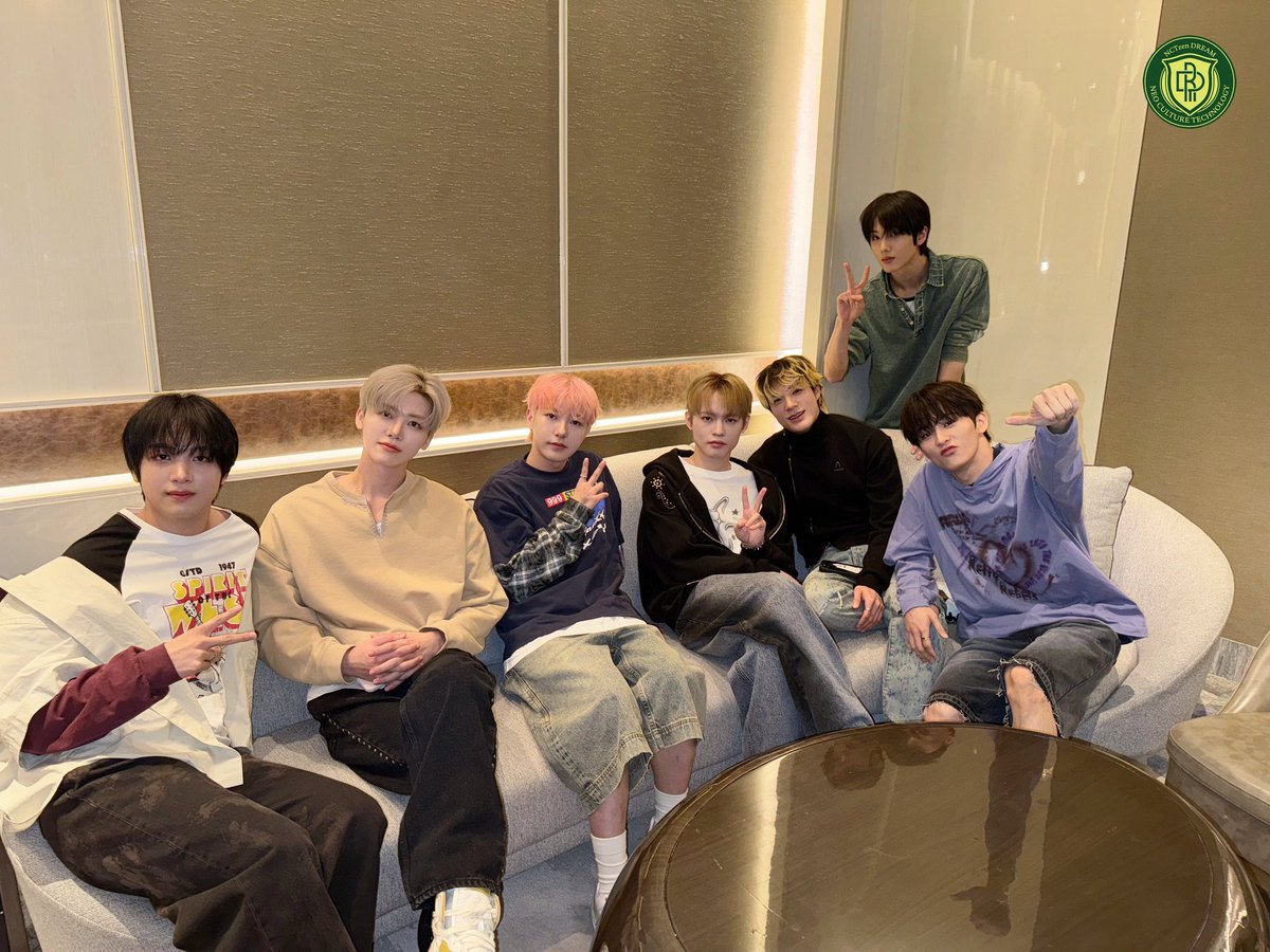 Anteres_st's tweet image. 𝐈𝐭'𝐬 𝐠𝐫𝐞𝐚𝐭 𝐭𝐨 𝐛𝐞 𝐰𝐢𝐭𝐡 𝐦𝐲 𝐛𝐫𝐨𝐭𝐡𝐞𝐫, 𝐈 𝐡𝐨𝐩𝐞 𝐰𝐞 𝐜𝐚𝐧 𝐜𝐨𝐧𝐭𝐢𝐧𝐮𝐞 𝐭𝐨 𝐛𝐞 𝐭𝐨𝐠𝐞𝐭𝐡𝐞𝐫 𝐟𝐨𝐫 𝐚𝐧𝐨𝐭𝐡𝐞𝐫 𝟏𝟎, 𝟐𝟎 𝐲𝐞𝐚𝐫𝐬. 𝐎𝐫 𝐮𝐧𝐭𝐢𝐥 𝐰𝐞 𝐛𝐞𝐜𝐨𝐦𝐞 𝐠𝐫𝐚𝐧𝐝𝐩𝐚𝐫𝐞𝐧𝐭𝐬?