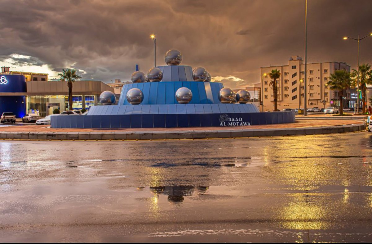 أمطرت بيشة وتحلت بالجمال ☔️
 
شاركونا ابداعاتكم في تصوير المطر في التعليقات 
#بلدية_بيشة