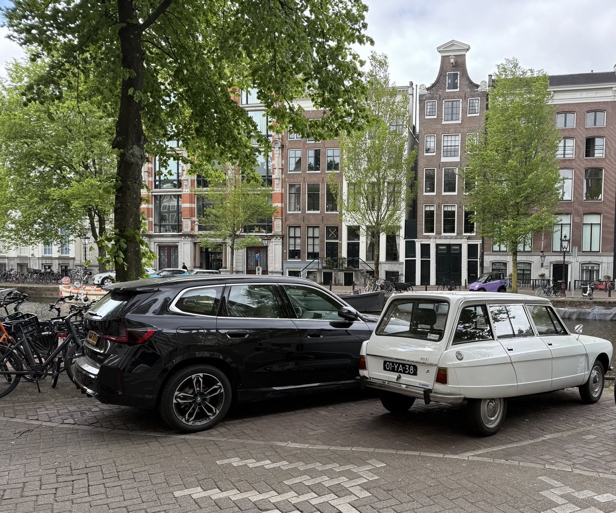 Na zestig jaar past een automobiel niet langer in een parkeervak