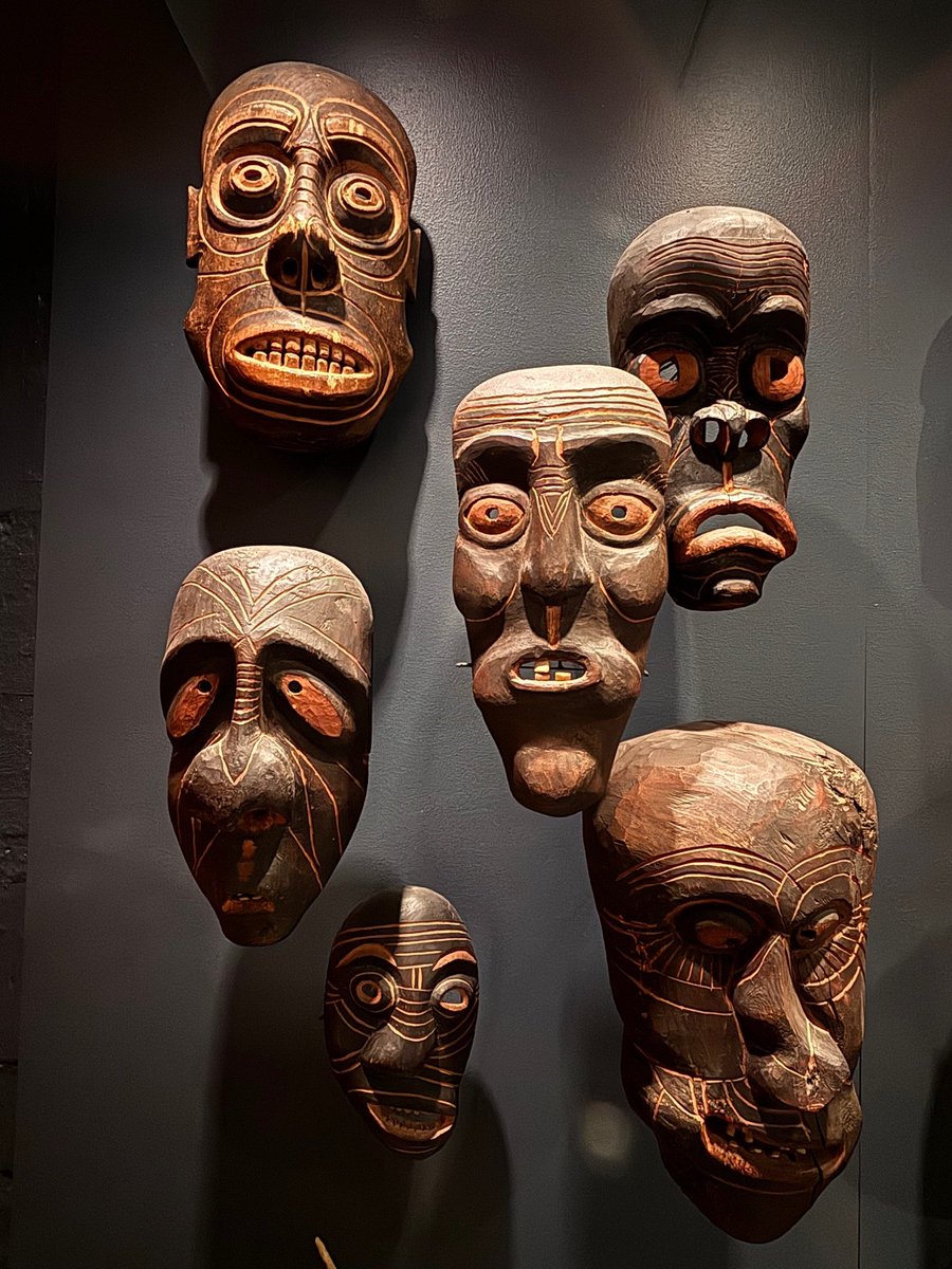 Après la dernière séance de travail sur la scénographie de "Mapping Nunaat", visite du parcours permanent du Musée national du Groenland en compagnie de ses conservateurs (<a href="/fabricea/">Fabrice Argounès</a>)