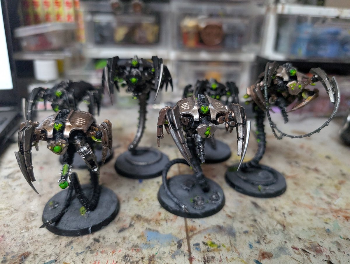 ウォーハンマー　ネクロン　カノプテック・レイス3体セット　塗装済み。ケース付き。 ウォーハンマー ネクロン カノプテック・レイス3体セット 塗装