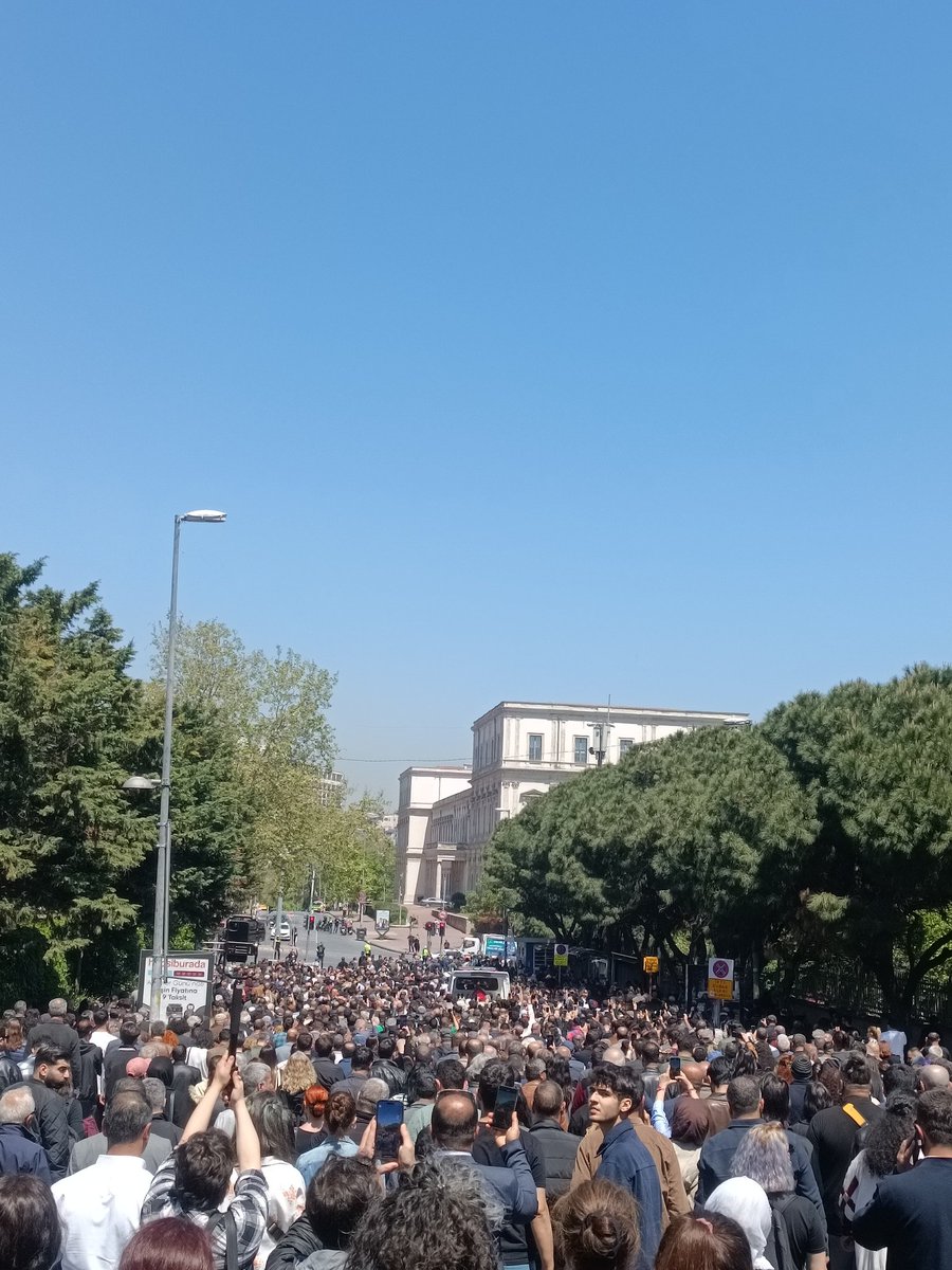 küçükhalaylar tweet media