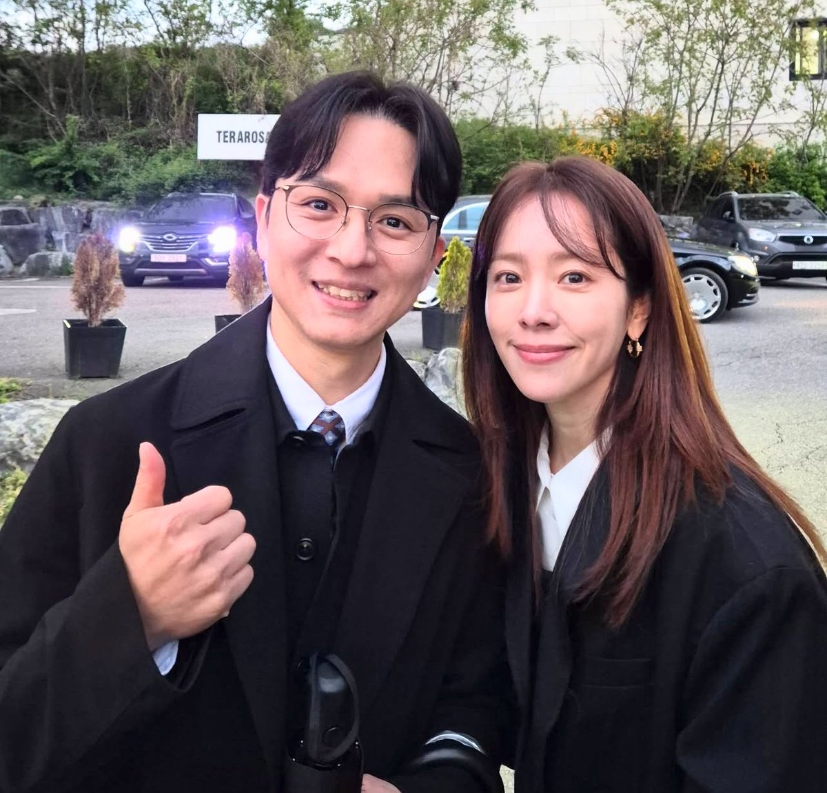 Group photos 🤘

#Hanjimin 
#한지민
#lovescout
#천국보다아름다운