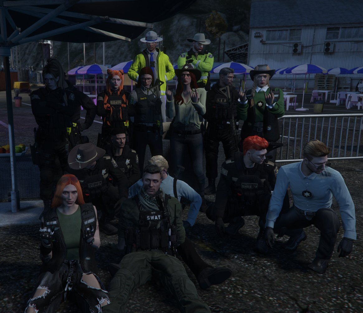 InfamesLEO's tweet image. El pasado sábado 26 tuvo lugar el evento Un Hogar Para Todos, en dónde el BCSO en conjunto con el SAFD recolectó distintas donaciones para apoyar a todas las familias las cuáles sufren incendios cada año. ¡Gracias por acompañarnos y por sus donaciones! 🏡 💚