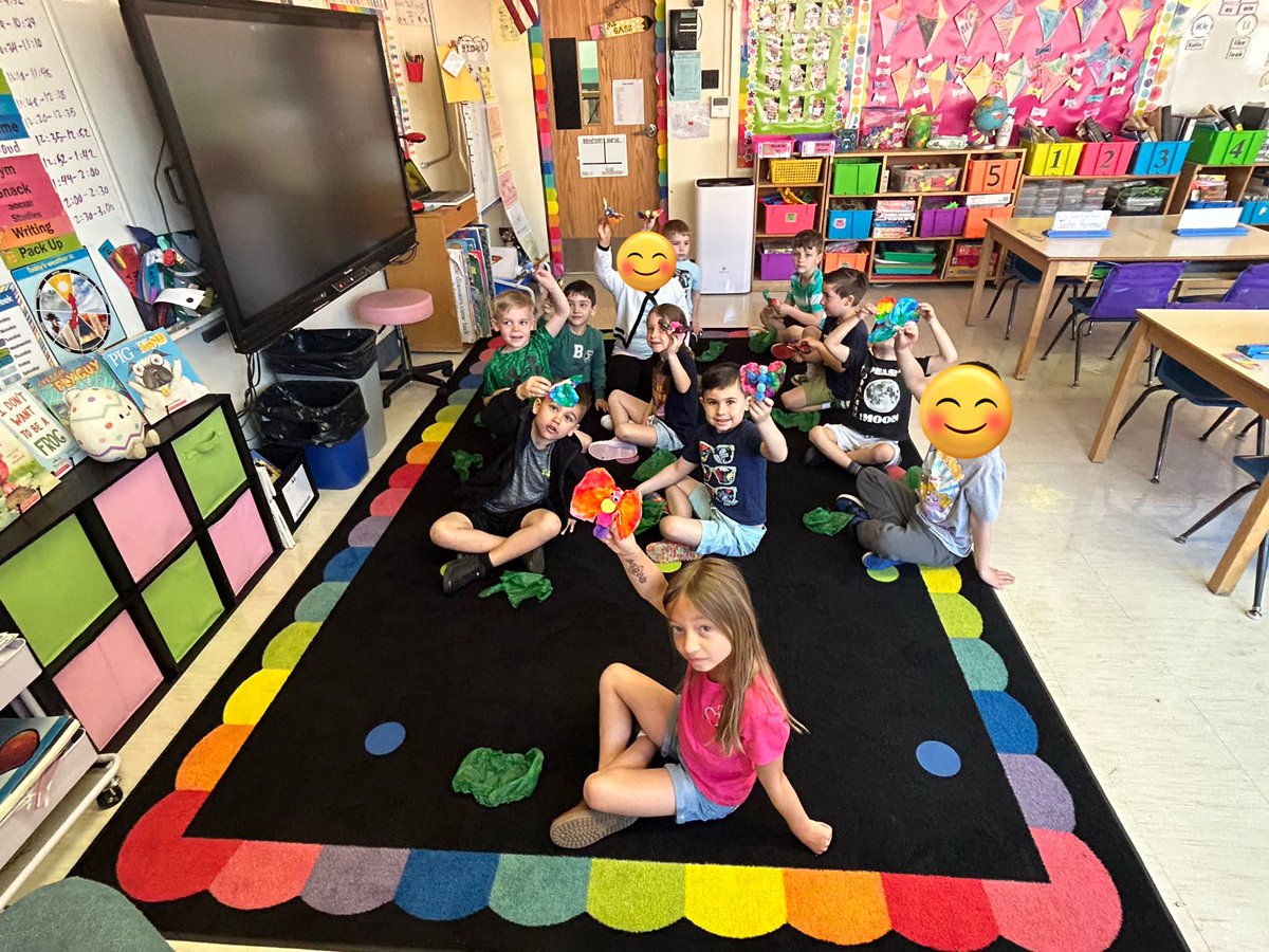 We were so excited to watch our own caterpillars transform into butterflies!🐛🦋  <a href="/FSDVikings/">Farmingdale School</a>