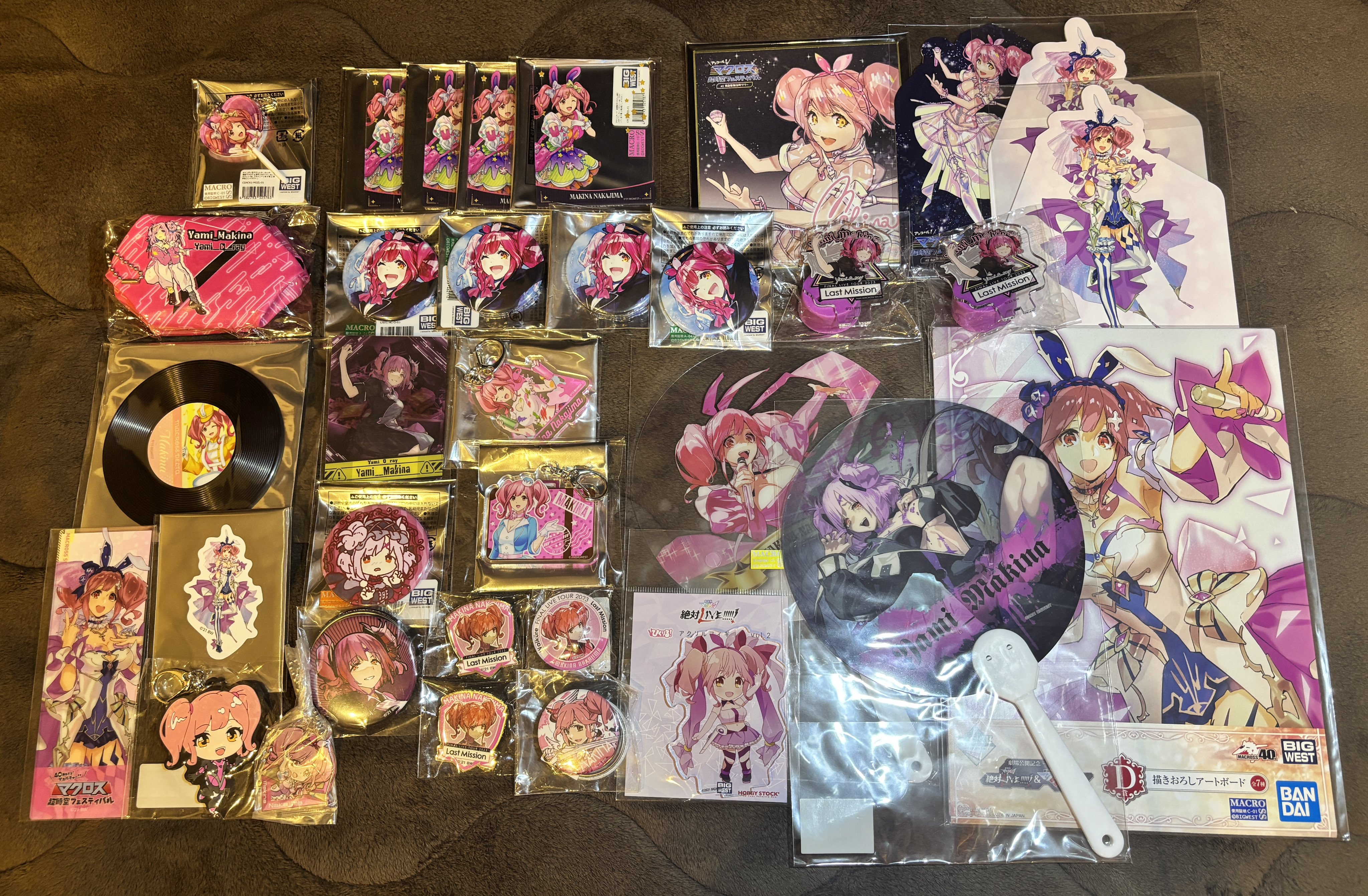 美雲 缶バッジ 4点 オシャレマクロスΔ 白銀のワルキューレ