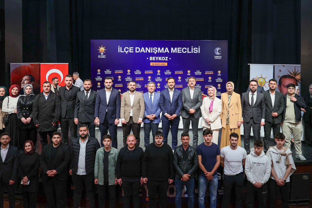 Abdullah Özdemir (@abdullahozdemir) on Twitter photo Beykoz vakti geldiğinde; şeffaf yönetim ile halka hizmeti ve insanı merkeze alan bir anlayışla buluşacak. AK günler geri gelecek.
📍Beykoz İlçe Danışma Meclisi
<a href="/BeykozAkParti/">AK PARTİ BEYKOZ</a>
<a href="/akozkanaydugan/">Özkan Ayduğan</a> Beykoz vakti geldiğinde; şeffaf yönetim ile halka hizmeti ve insanı merkeze alan bir anlayışla buluşacak. AK günler geri gelecek.
📍Beykoz İlçe Danışma Meclisi
<a href="/BeykozAkParti/">AK PARTİ BEYKOZ</a>
<a href="/akozkanaydugan/">Özkan Ayduğan</a>