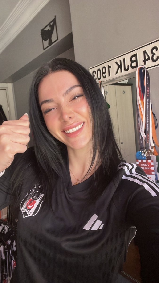 İnan hiç fark etmez ✊🏻🖤 <a href="/Besiktas/">Beşiktaş JK</a> 
#FBvBJK