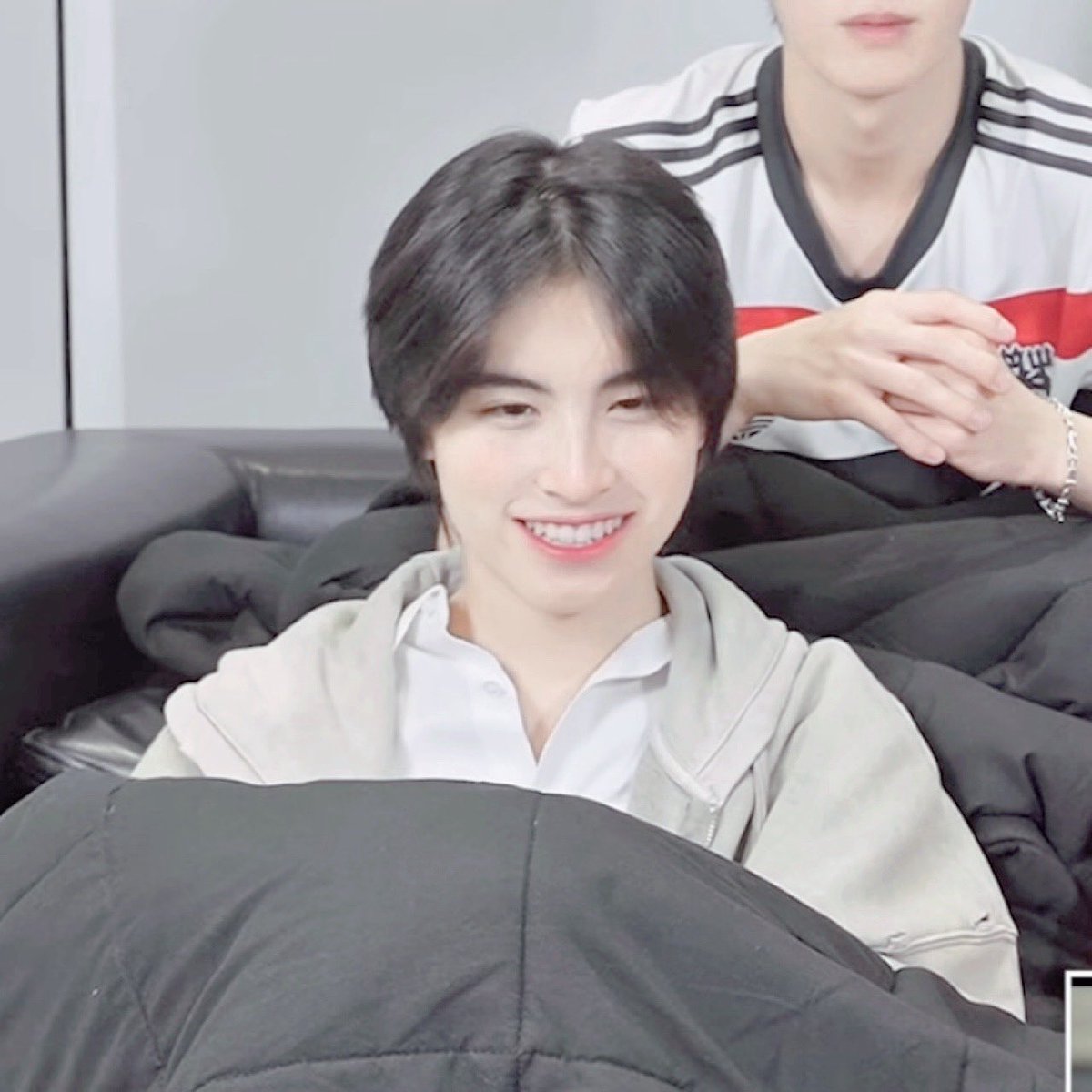 forkittyaa's tweet photo. โมจิแก้มนู้มอานนิ้กินได้ม้าย ໒꒰ྀི ˃̵ ࿁ ˂̵ ꒱ྀིა 🍥👼🏻🍼 https://t.co/d62IY0kREm