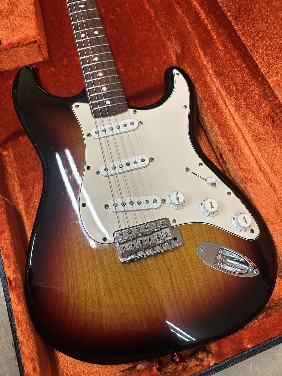 Fender USA American vintage ST フレット交換 牛骨ナット交換 全体