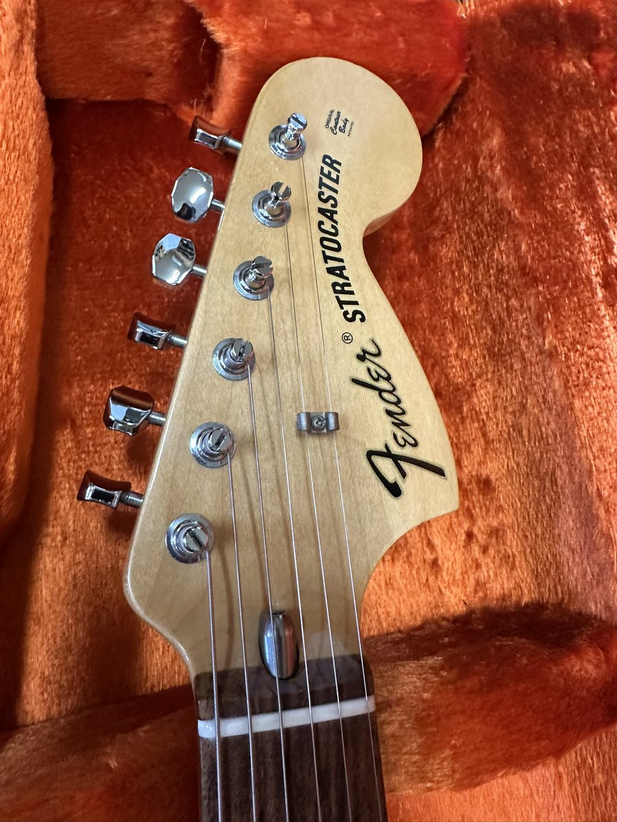 Fender USA American vintage ST フレット交換 牛骨ナット交換 全体