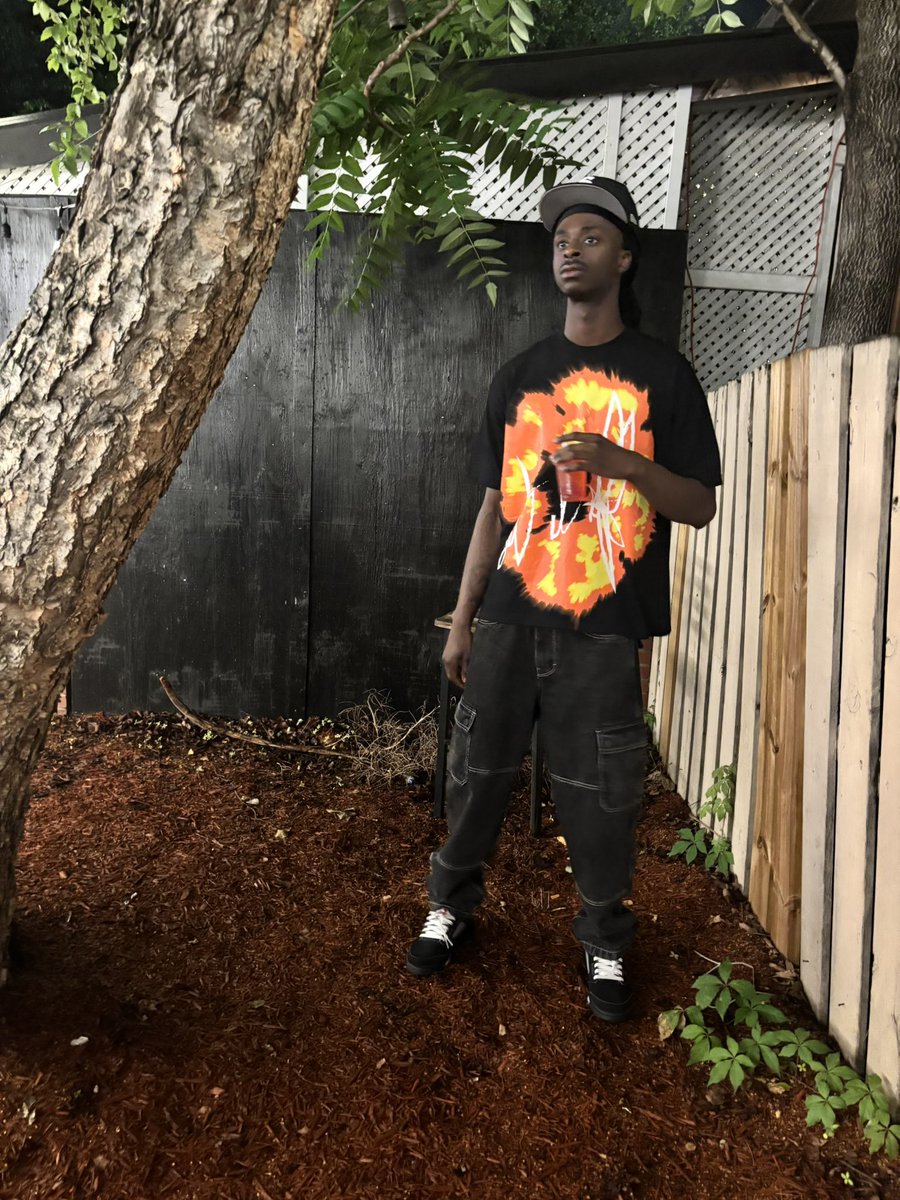 SanWiick's tweet photo. Niggas be lookin for a handout, I took the man route ✈️ https://t.co/jcNA6fLv4Q