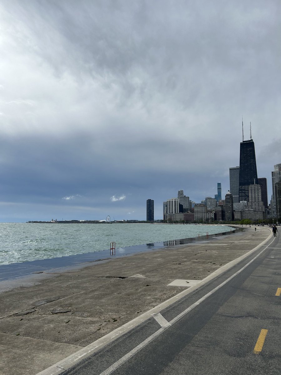 Running in the Windy City! Gorgeous.