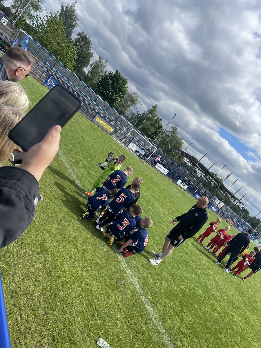 Sian Binks tweet media