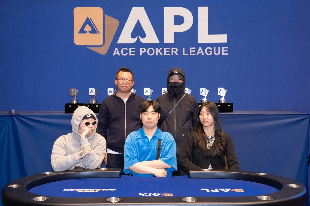 APLJapan's tweet photo. 【#1 MAIN EVENT Day3 / Seat Draw】

Day3進出の18名が決定しました！
おめでとうございます👏

Day3は【5/5(月)11:00~】スタート！

受付は不要ですので、
シートドローをご確認のうえ、
ご自身のシートに直接ご着席ください。

ついに明日、初代王者が決まる──！

歴史が動く��の瞬間を、お見逃しなく！

#APLJAPAN
#APLOSAKA2025