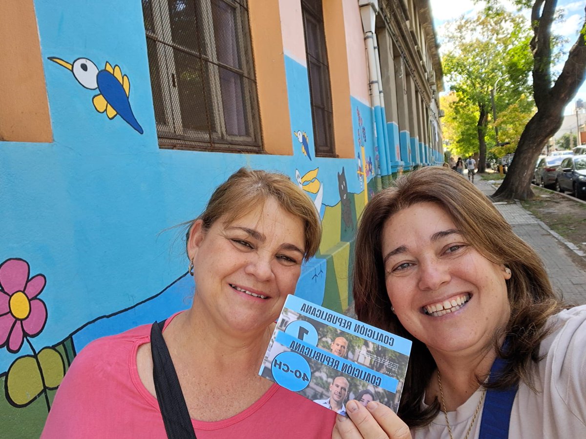 ParqueBatlle40's tweet photo. Feria de Julio Cesar y Rivera.
@matildeantiauy @DipRodrigoGoni @camboue @GabrielGianoli
@MartinLemaUy @JavierGarcia_Uy @Maferauer https://t.co/vTa7GeAge5