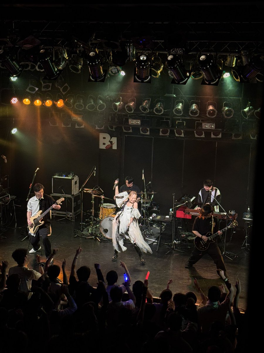 Hysteric_Barbie's tweet photo. #evolutionsTOUR2025 
福岡・DRUM Be-1
ありがとうございました🔥
いつも優しく温かい声援を届けてくださる福岡の皆さん♡
たくさん盛り上げてくれてありがとう💕
また来るからねー٩(๑❛ᴗ❛๑)۶

明日は初の広島だぁーい🔥 https://t.co/mAC5kG2o2e