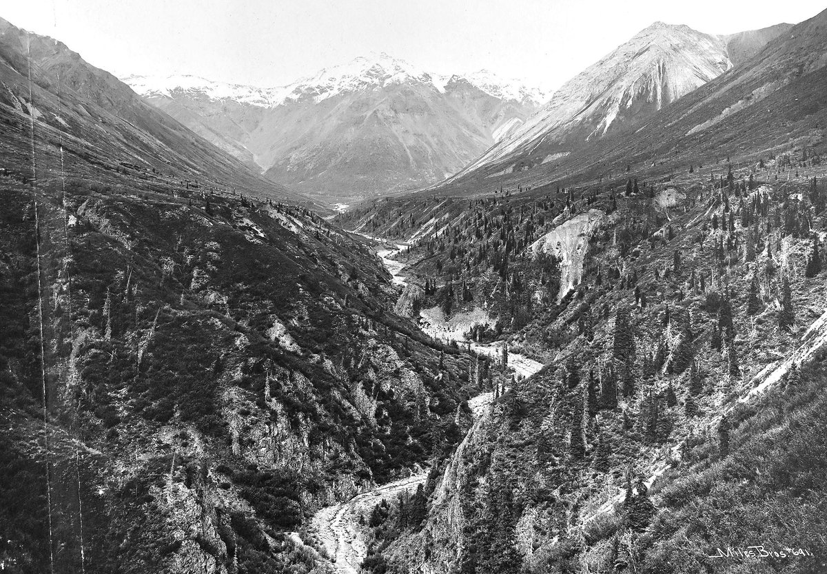 A Trip into Alaska’s Copper River Valley in 1902 - A collection of newly-digitized photos from the U.S. National Archives, giving a remarkable glimpse into daily life along a rough trail into the Alaskan interior, nearly 125 years ago. theatln.tc/DcRYnOcg