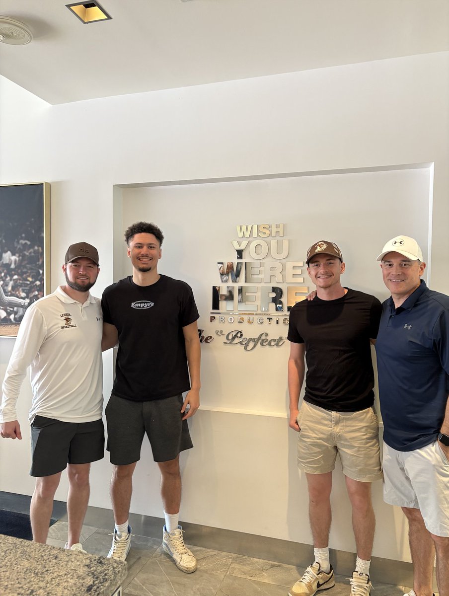 Brett Reed (@brettreed) on Twitter photo Thank you to Wish You Were Here Productions and <a href="/ALevyNYC/">Andrew Levy</a> for having us at their The "Perfect Suite" at Yankee Stadium. Great afternoon of baseball Thank you to Wish You Were Here Productions and <a href="/ALevyNYC/">Andrew Levy</a> for having us at their The "Perfect Suite" at Yankee Stadium. Great afternoon of baseball