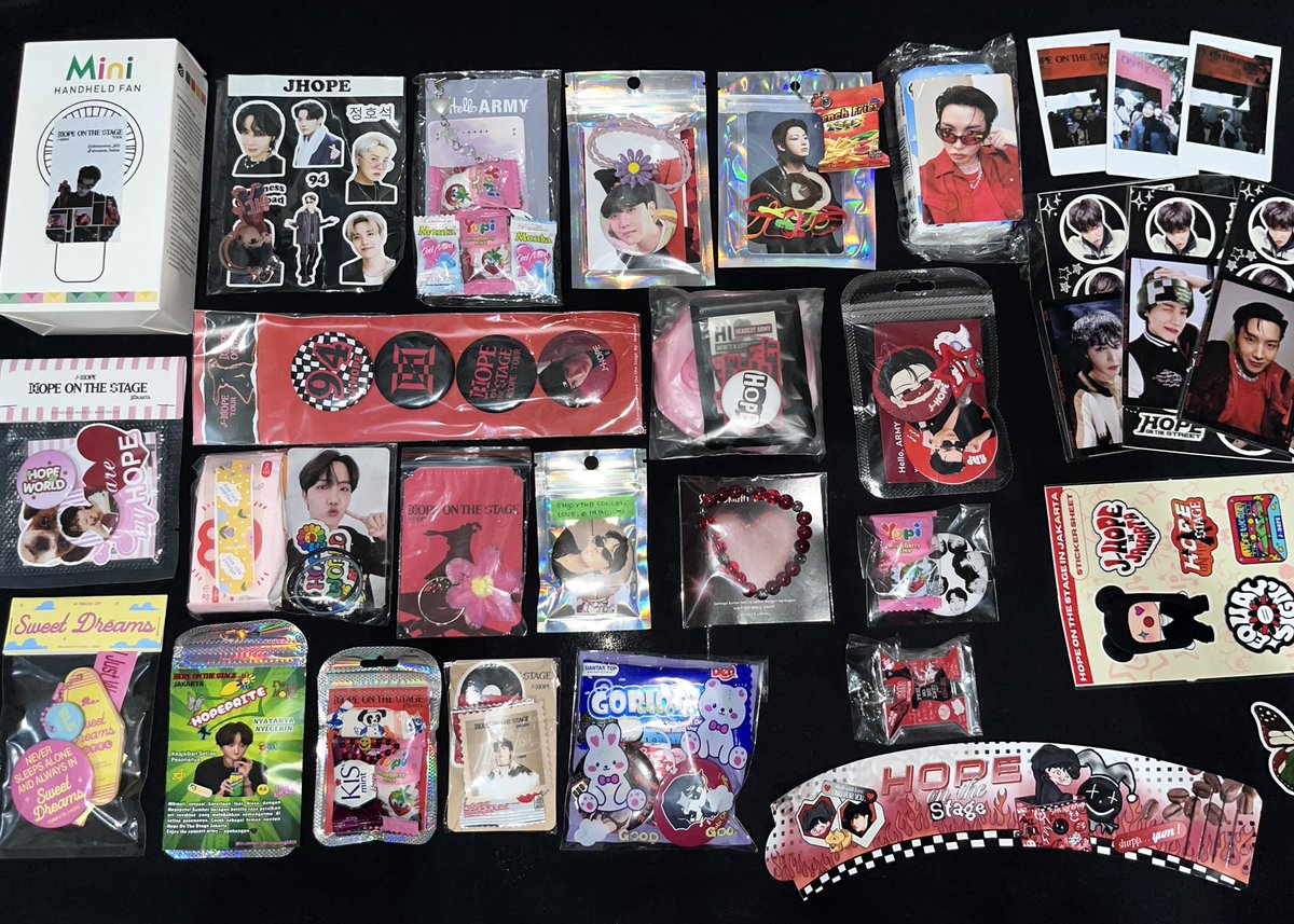 thank you ARMYs! senangnyaaa dapat freebies❤️‍🔥___❤️‍🔥

freebies from @IchigoYamato <a href="/ksjularilue/">mee⋆.𐙚 ̊ ⭑.ᐟ🪭</a> <a href="/menafkahidiri/">RaRa(光)</a> <a href="/nyangcookie/">zia🍵 -</a> <a href="/infinikoo/">zara #arirang</a> <a href="/ayusttina/">cizzNA•°-°</a> <a href="/minjjimi/">nov || ia</a> <a href="/dnwmin/">chel</a> <a href="/epiloguestudio/">bts fanmade merch</a> <a href="/pjmxkgh/">Ge 🐣</a> <a href="/pola_bammories/">JASA FOTO POLAROID dan JASA WAR TIKET KONSER</a> <3
