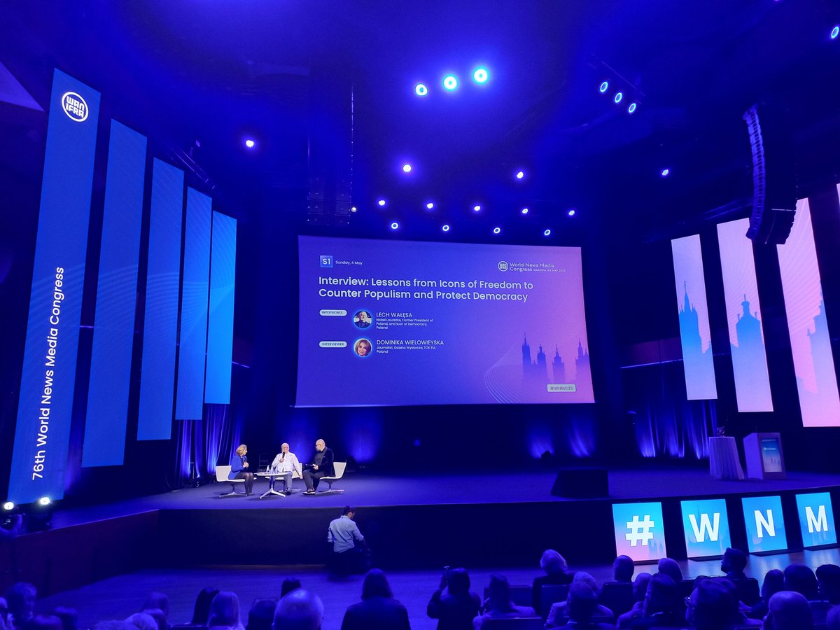 Słuchanie Lecha Wałęsy jest jak darmowy stand-up. W tej kategorii daję 10/10. Ale ta rozmowa odbywa się na World News Media Congress w Krakowie #wnmc2025, a na sali jest 1000 osób z mediów z całego świata🙄