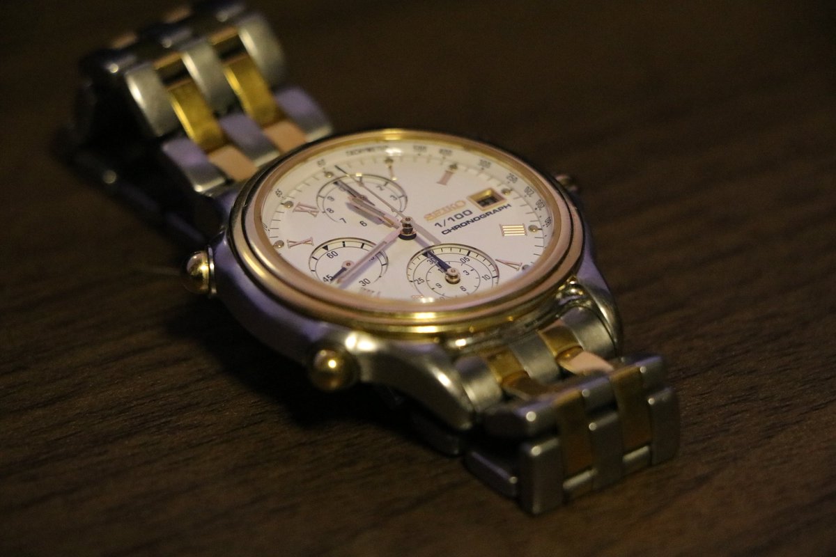 camera_hiro's tweet image. 趣味
 #メルセデス・ベンツ
 #アンティーク時計
  #オーディオ
 #高野麻里佳