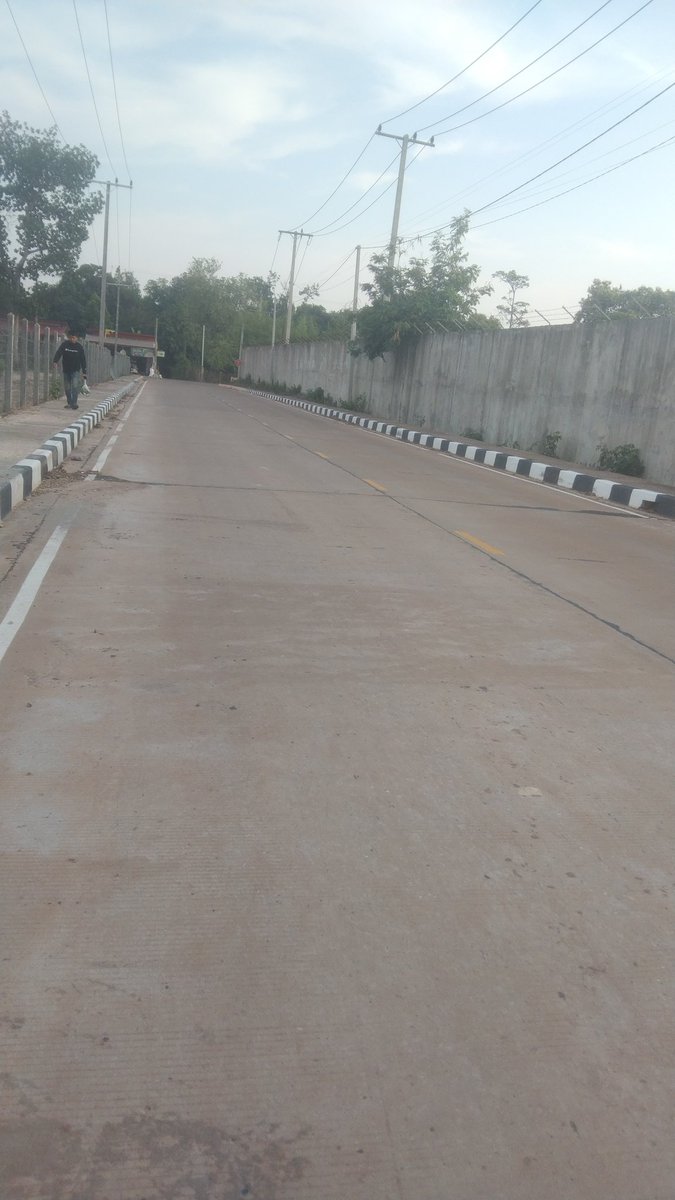 ໃຜຮູ້ທາງ450ປີ