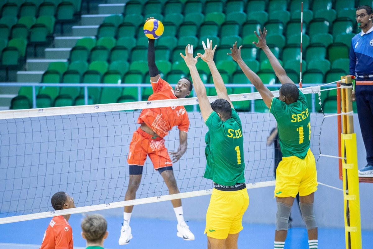 🏐 تشاهدون غداً نهائي دوري الدرجة الأولى للكرة الطائرة لعام 2025م بين نادي السيب 🆚️ نادي السلام 

🕘 17:00 بتوقيت مسقط
📺 على عمان الرياضية

#السيب_السلام | #دوري_الطائرة_العماني