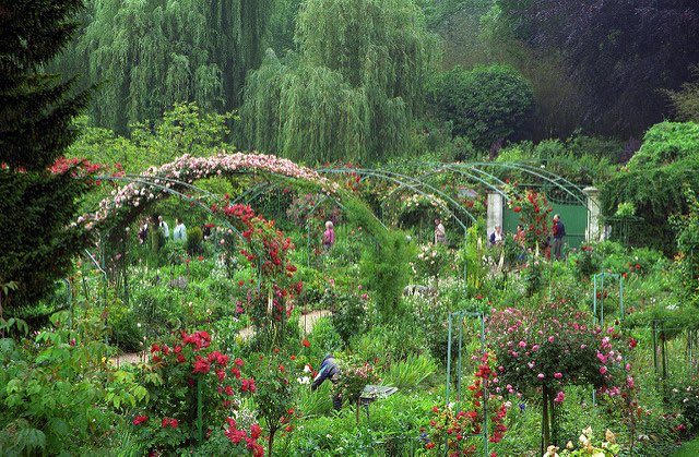 dearvotion's tweet photo. The garden worth it’s own separate post. https://t.co/1XoLkrJlRT