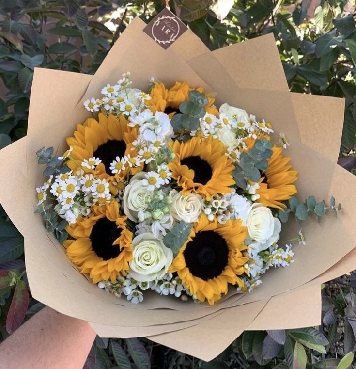 SUNFLOWER 🌻 (@sunflowerchives) on Twitter photo 
