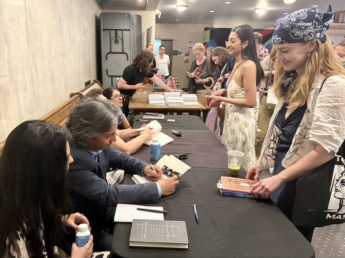 Tahir H. Izgil (@tahirizgil) on Twitter photo Yesterday I attended the Writing as Resistance panel of <a href="/PENamerica/">PEN America</a>’s World Voices Festival in New York with <a href="/MojganGhazirad/">Mojgan Ghazirad</a> and <a href="/dunyamikhail/">Dunya Mikhail دنيا ميخائيل</a>. Yesterday I attended the Writing as Resistance panel of <a href="/PENamerica/">PEN America</a>’s World Voices Festival in New York with <a href="/MojganGhazirad/">Mojgan Ghazirad</a> and <a href="/dunyamikhail/">Dunya Mikhail دنيا ميخائيل</a>.