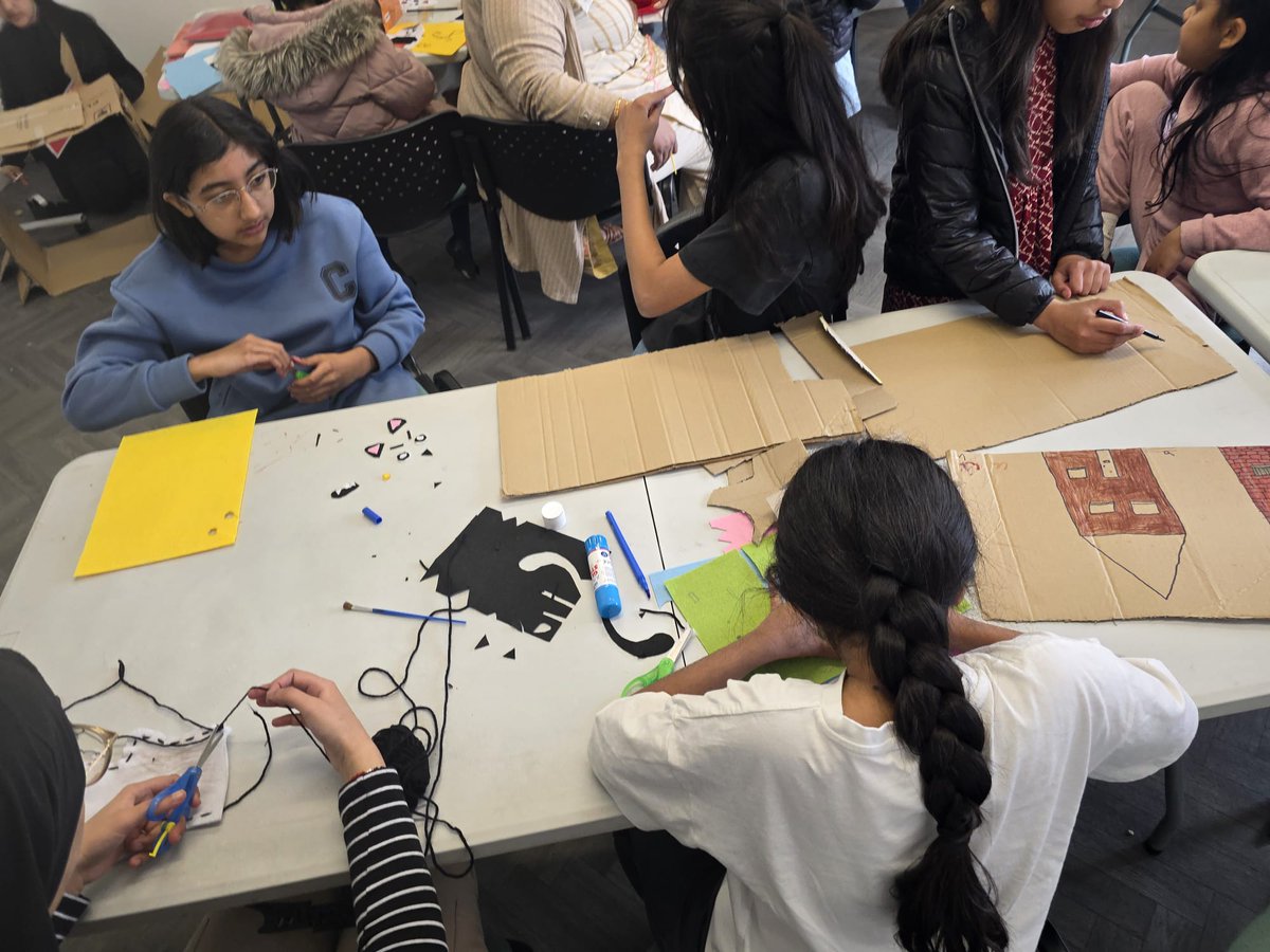 oldhamgreenhill's tweet photo. Our girls' corner never fails to impress with a wide range of activities every weekend. The turnout is always amazing, and the girls are fully engaged! 🎉💃 #GirlsCorner #WeekendFun #Engagement #oldhamgreenhill https://t.co/pZuc2Zs82l