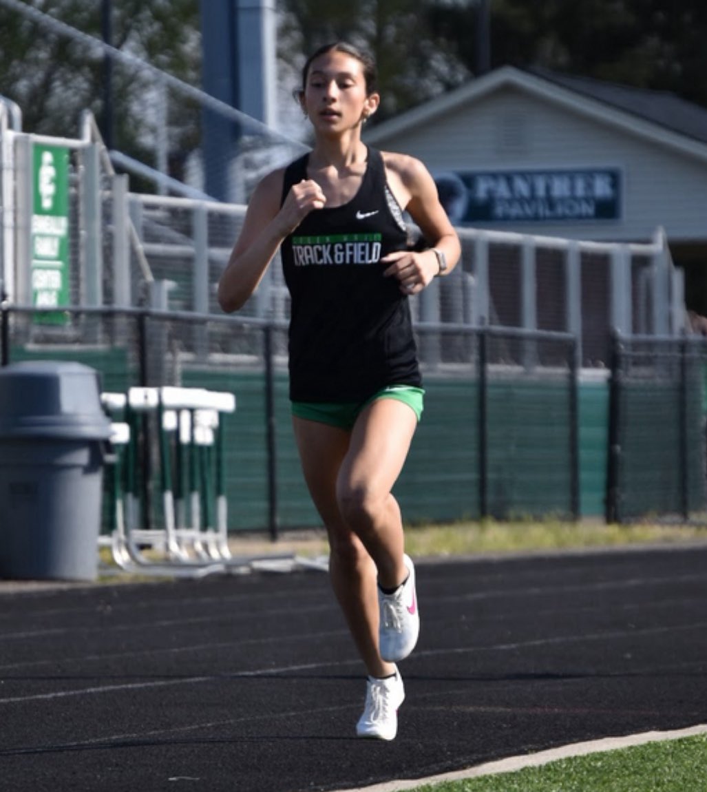 The girls also had a tough victory against Elyria Catholic with a score of 64-60 led by Alina Tabb’s new school record discus win, Bella Dinya’s first place 1600 and Vienne Balas’ 1st place high jump