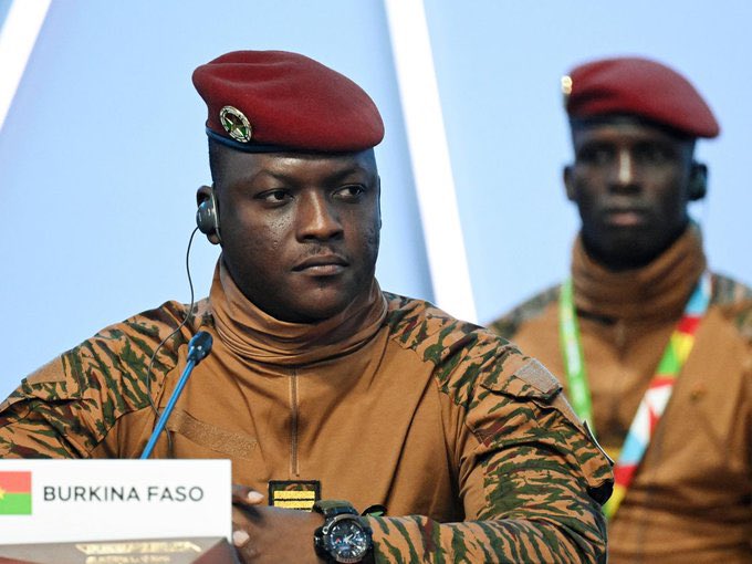 Africa Archives tweet media