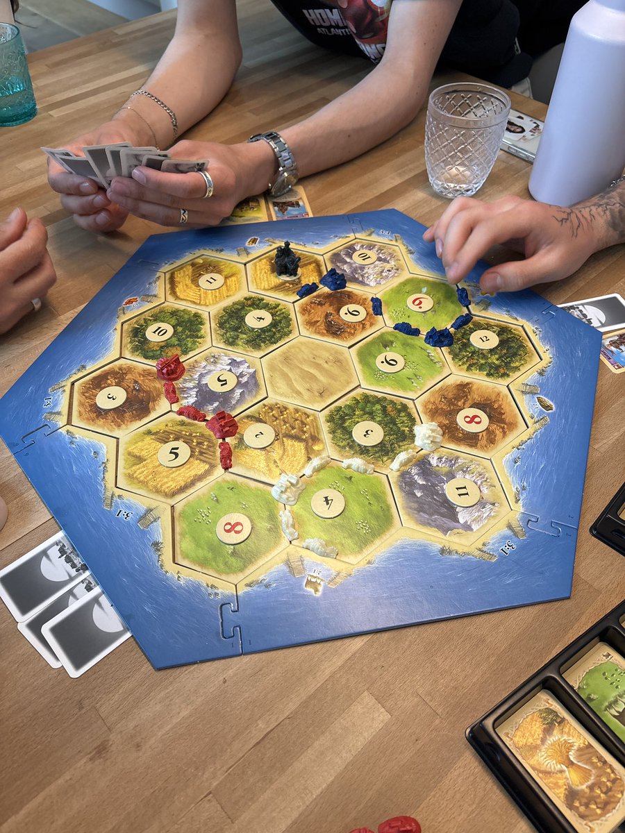 Memo, the Coach tweet media