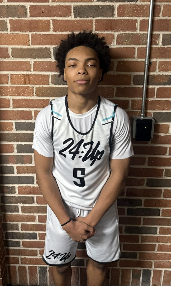 15U Carson with a hard fought 38-33 win over Wisconsin Hoops Select to finish out the <a href="/prephoopswi/">prephoopswi</a> Cream City Collision! 

<a href="/Nolan_Budde/">Nolan Budde</a> 15 pts, 11 rebs
<a href="/zay_moore2028/">isaiah moore</a> 8 pts, 2 asts

<a href="/PHCircuit/">Prep Hoops Circuit 🏀</a> <a href="/FreshCoastHoops/">Fresh Coast Hoops</a> <a href="/MHS_Boys_/">Midwest Hoops Spotlight</a> <a href="/WisBBYearbook/">Mark Miller</a>