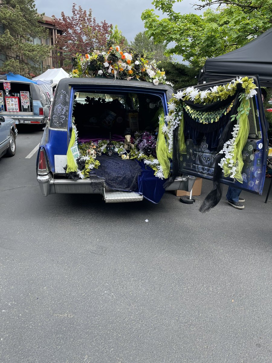 wiccaburr's tweet image. #crypt25 #crypticonseattle