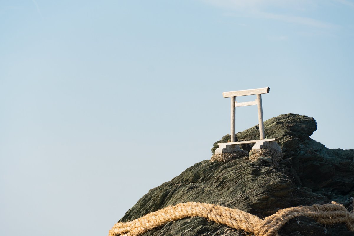 小さな鳥居 #夫婦島
#ファインダー越しの世界 #キリトリセカイ #カメラ好きな人と繋がりたい #写真好きな人と繋がりたい