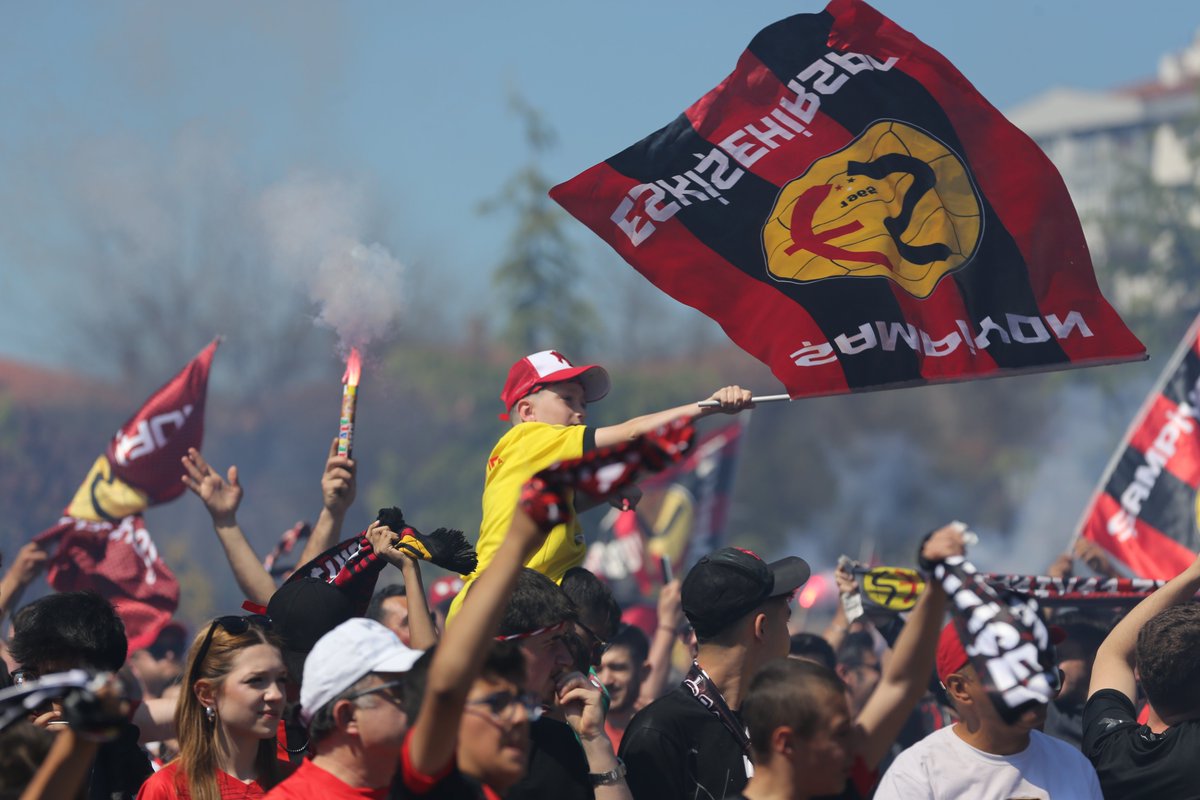 🔥🔥Yeni gelmedi, geri geldi!

🔴⚫️Eskişehirspor