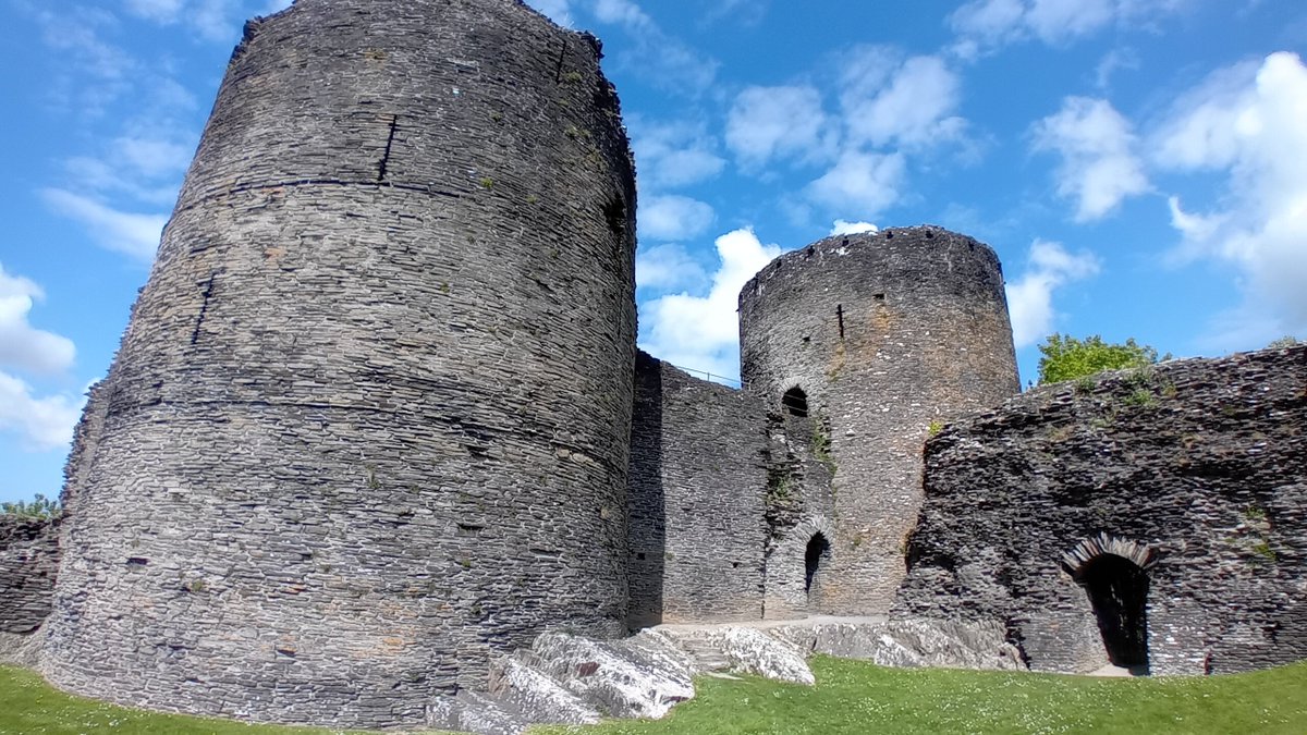 Another day out in sunny Wales. Mwnt beach, Pentre Ifan Neolithic burial site, Cilgerran &amp; its castle.