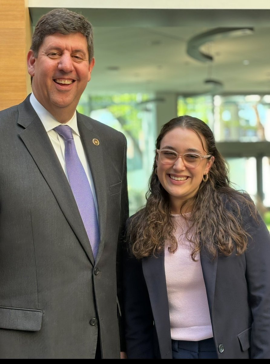 mia_tretta's tweet image. After I was shot, I went and interned for the director of the @ATFWashington . Together I helped put together the faces of gun violence display, to remind the brave people at the ATF who the fight for. I’m gutted to hear they have taken it down. #GunViolencePrevention #ATF #Gov