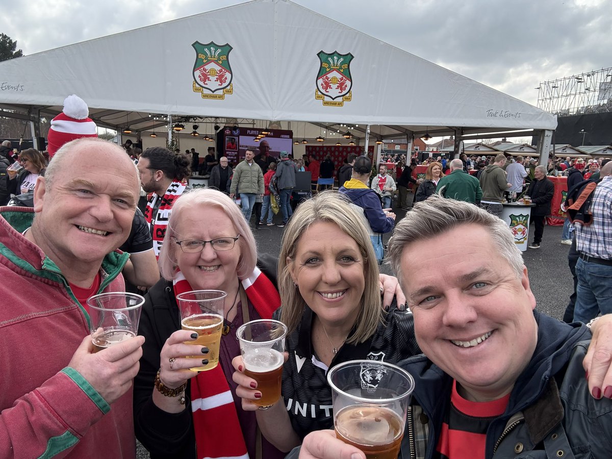 nicksfoodblog's tweet image. What a season to remember Wrexham AFC ❤️🤍⚽️🆙🆙🆙