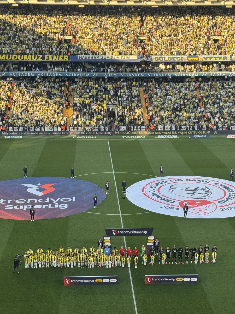 Osimhen ve Icardi özentiliği yapmak için beşiktaşlıların çocuklarını çalmışlar FJFJSNDNDNSNSJANSNSNS