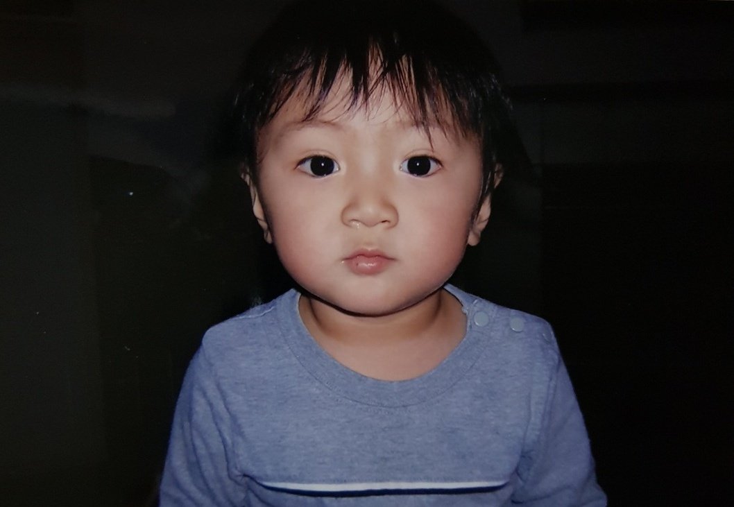 oh diba?? carbon copy siya ng tatay niya?🤭