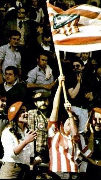 #FelizDiadelaMadre a todas las madres atléticas, gracias por enseñarnos lo que significa ser del Atleti desde que estábamos en el vientre.