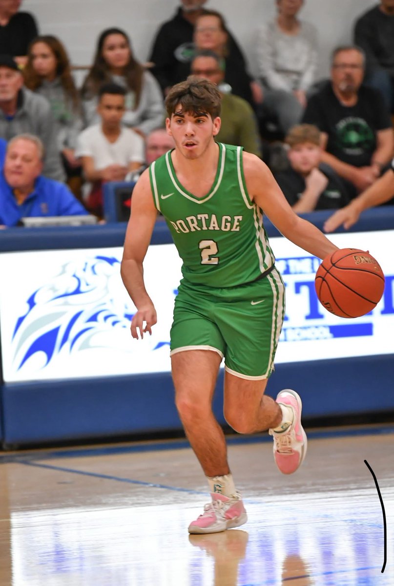 Congratulations to Trae Kargo for making 3rd Team All State.