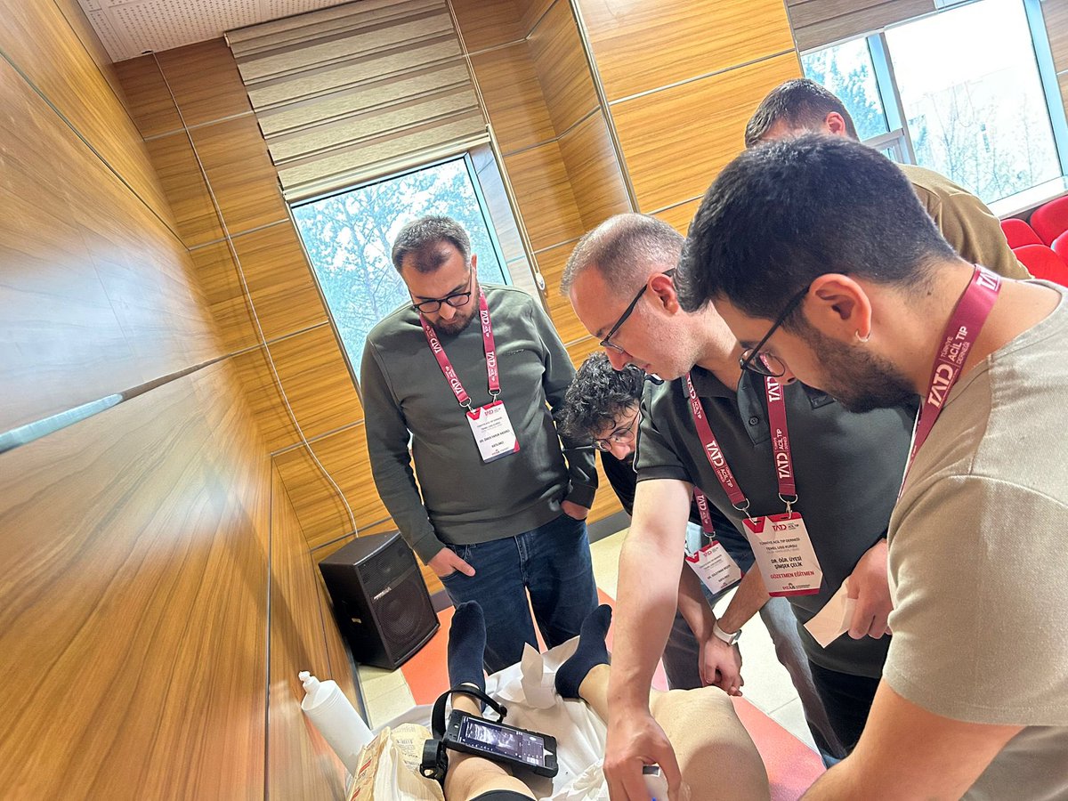 TrTatdus's tweet photo. •TATDUS 3-4 Mayıs 2025 Sivas Temel Ultrasonografi Kursumuz sona erdi ✅✅

•Kursumuz yoğun ilgi ve katılımla gerçekleştirildi ✨✨

•Emeği geçen tüm eğitmenlerimize ve katılımcılarımıza teşekkür ederiz 👏🏻👏🏻

#tatdus #ultrasound #pocus #fast #focus #emergency https://t.co/tf652YDzv4